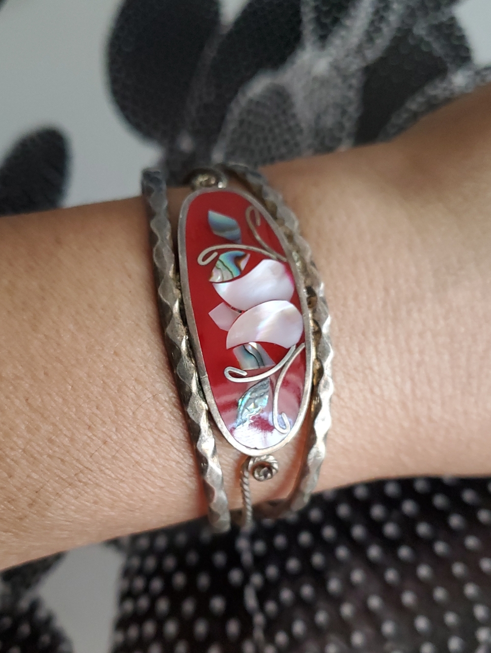 Alpaca Silver Floral Inlay Cuff Bracelet  Red Mother-of-Pearl Design Mexico
